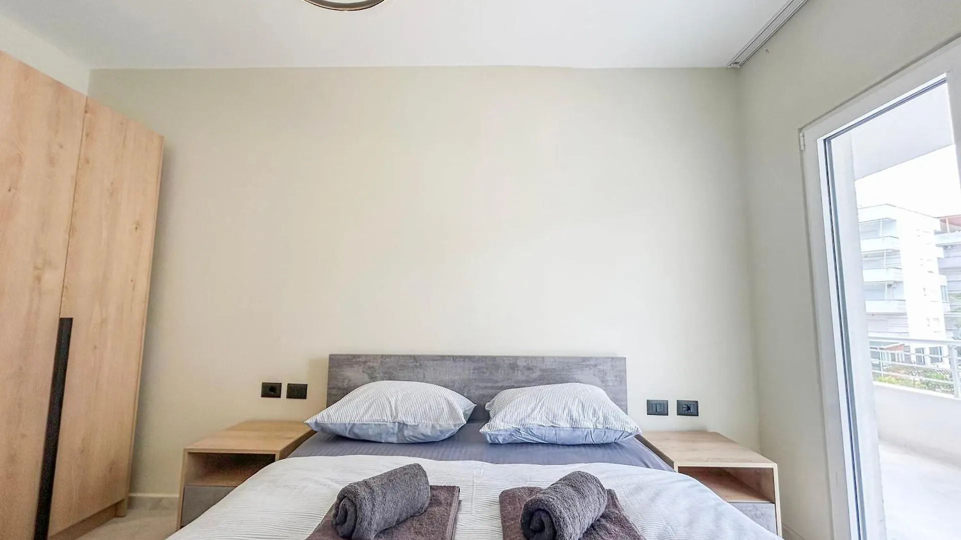 Apartment 1 Bedroom 1119 Golem